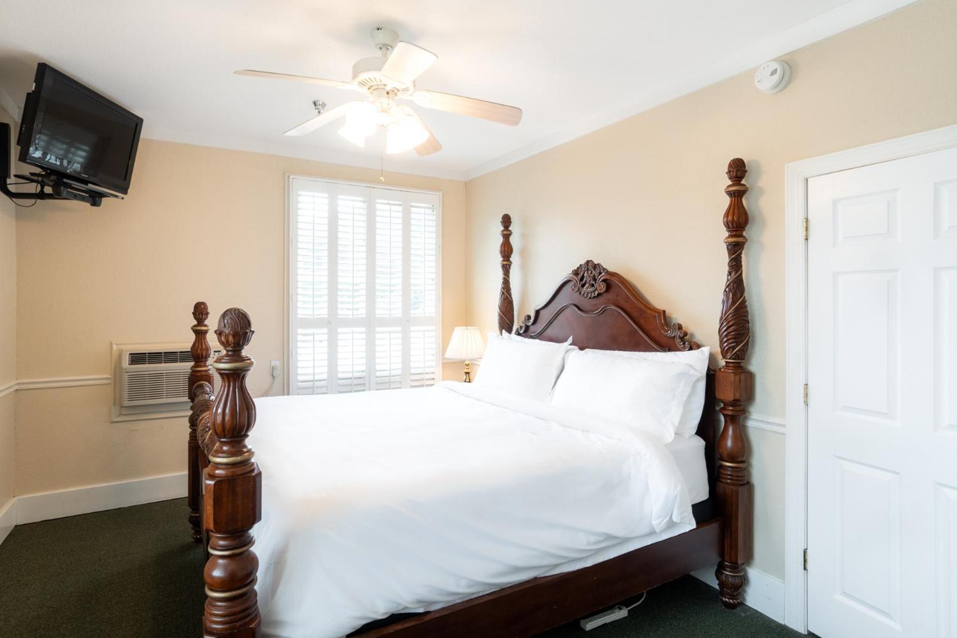 Lake Lure Inn And Spa Ngoại thất bức ảnh