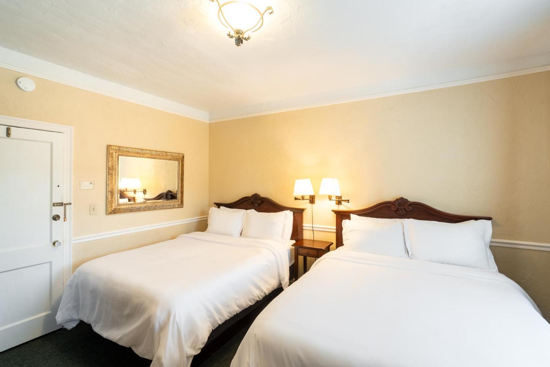 Lake Lure Inn And Spa Ngoại thất bức ảnh