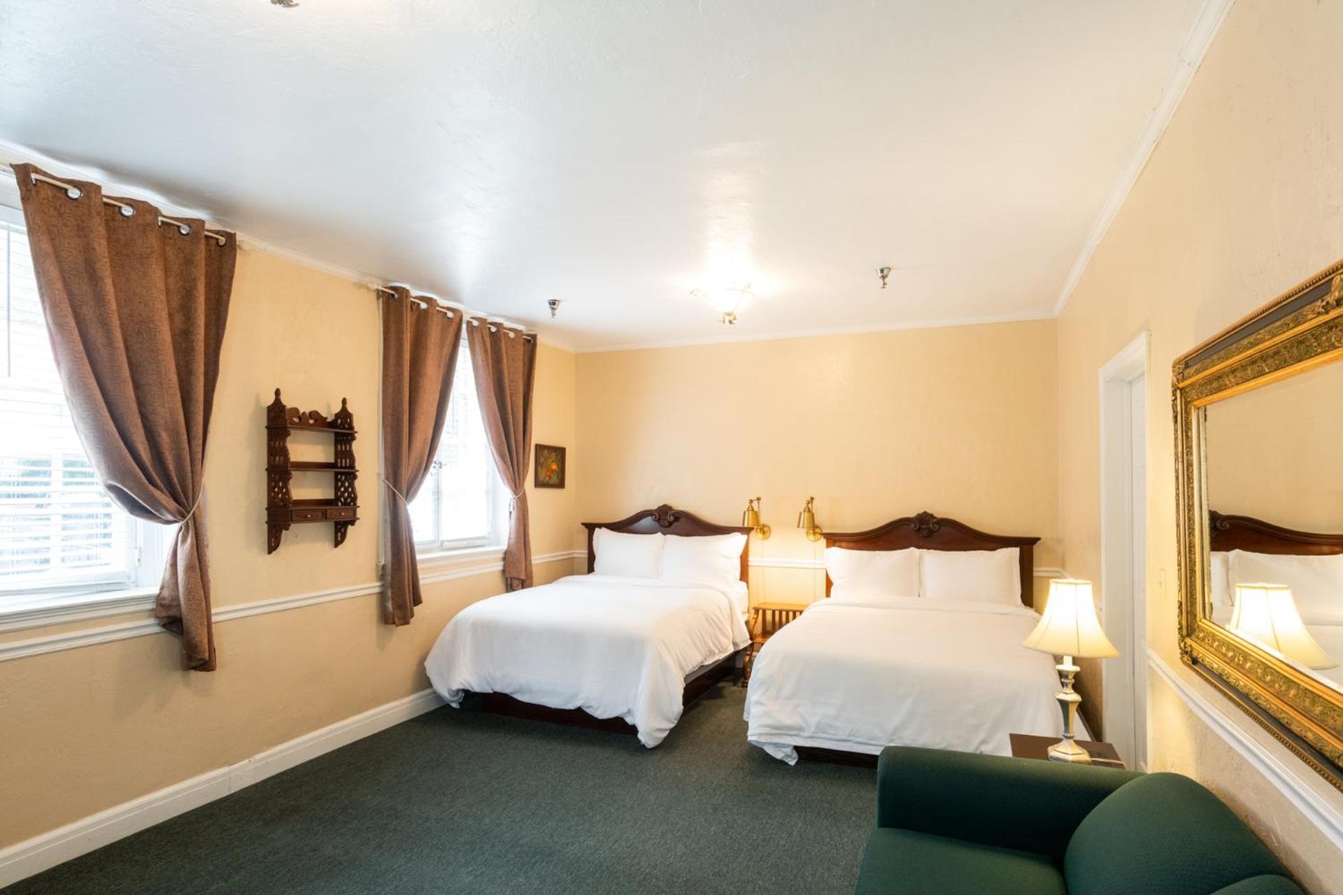 Lake Lure Inn And Spa Ngoại thất bức ảnh